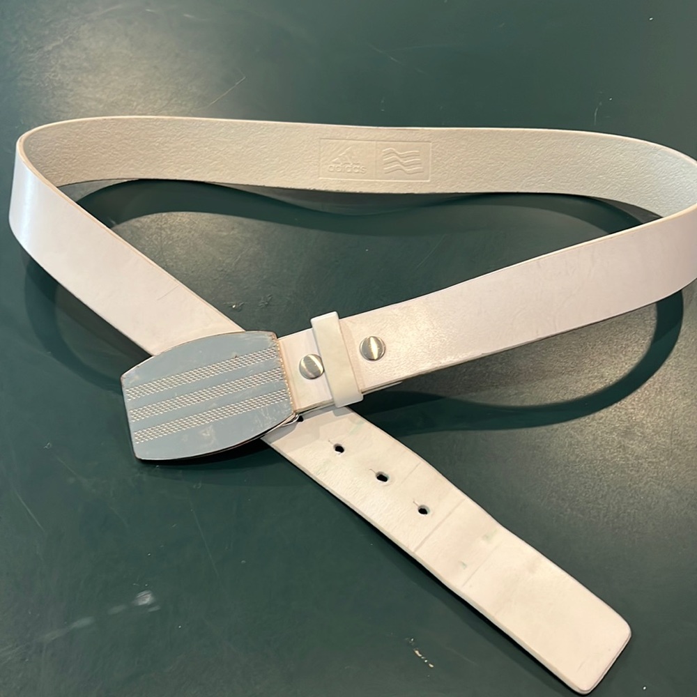 Mens White Adidas Golf Belt Size 38. Interchangeable belt buckle
